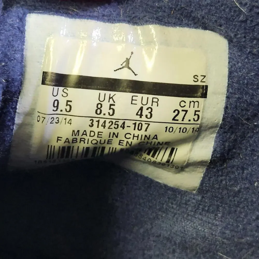 Size 9.5 - Air Jordan‎ 4 Retro LS Columbia